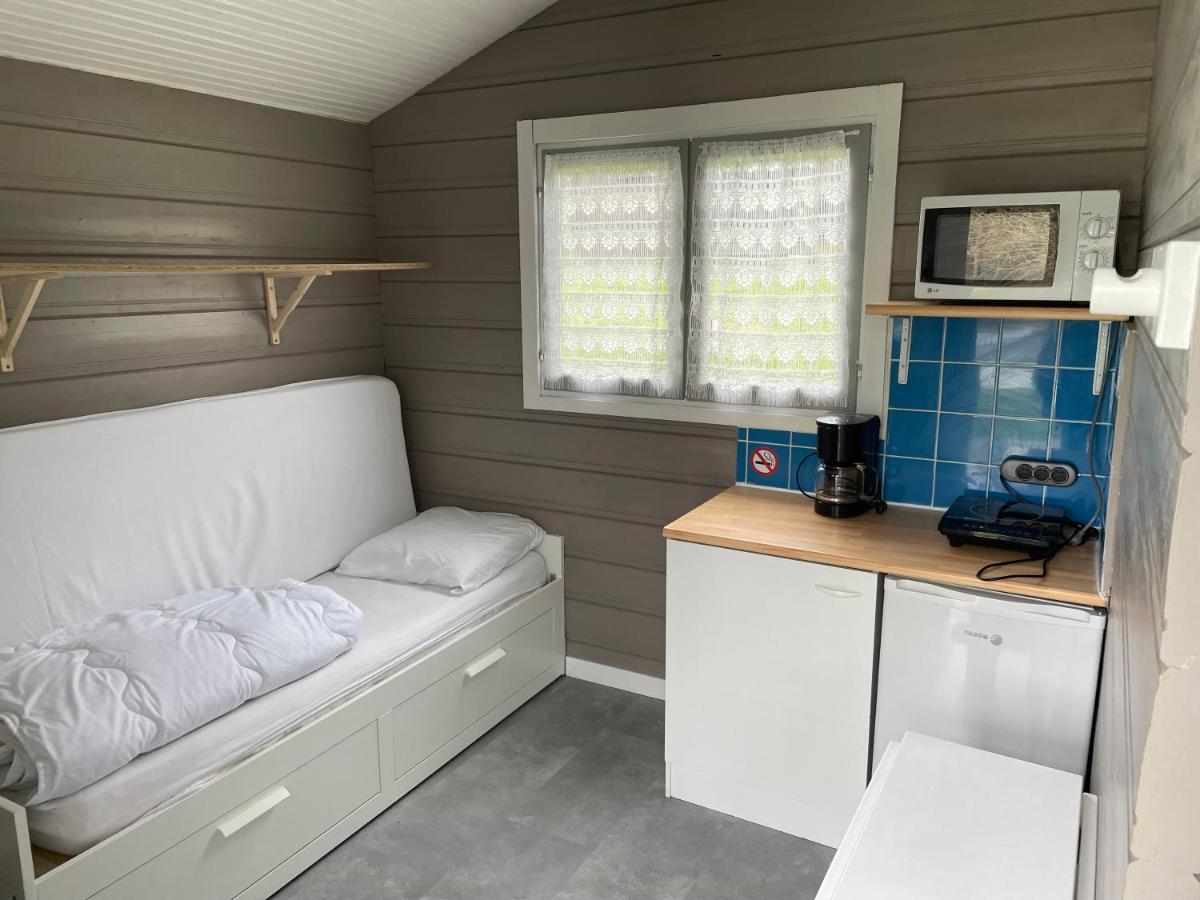 Camping Les Etoiles Saint-Sornin-Lavolps المظهر الخارجي الصورة