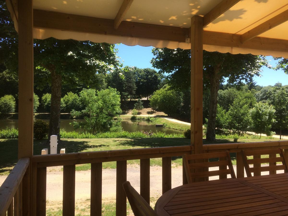Camping Les Etoiles Saint-Sornin-Lavolps المظهر الخارجي الصورة